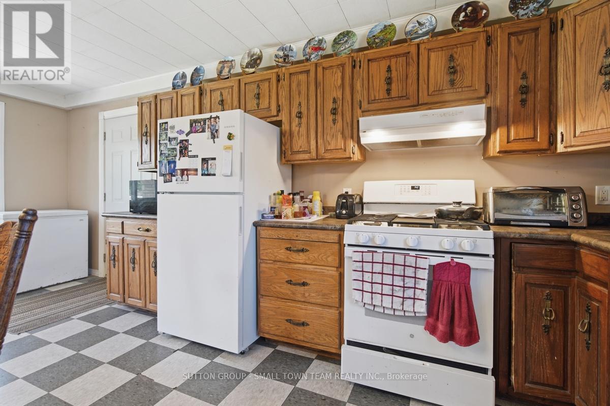 184 Main Street, Bluewater, Ontario  N0M 1N0 - Photo 15 - X13462512