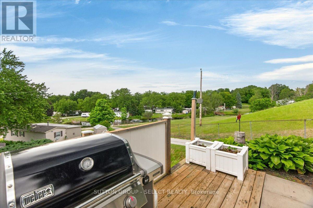 404 - 8685 Rock Glen Road, Lambton Shores, Ontario  N0M 1B0 - Photo 13 - X13462554