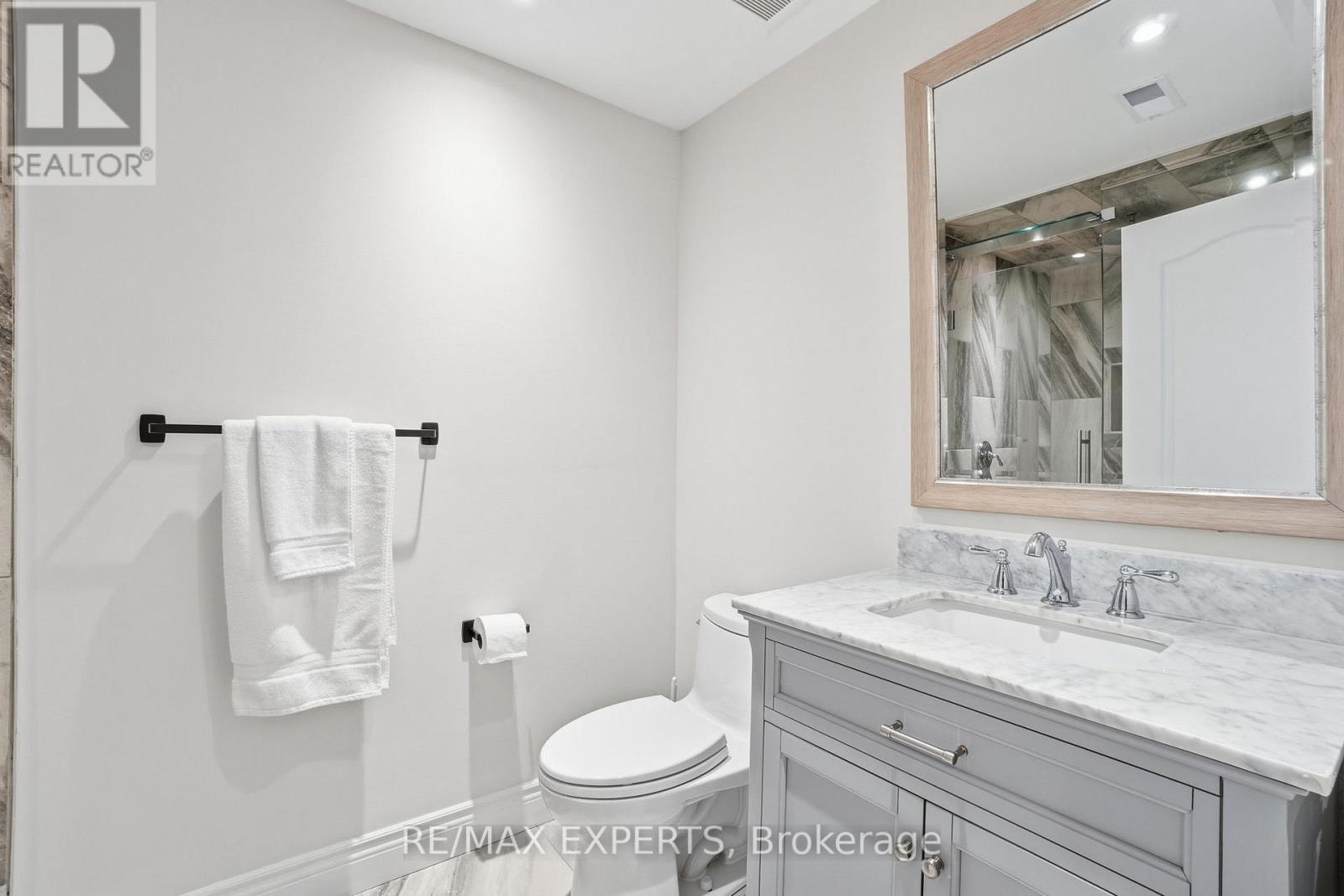 8 Brent Road, East Gwillimbury, Ontario  L9N 1R9 - Photo 29 - N13461910