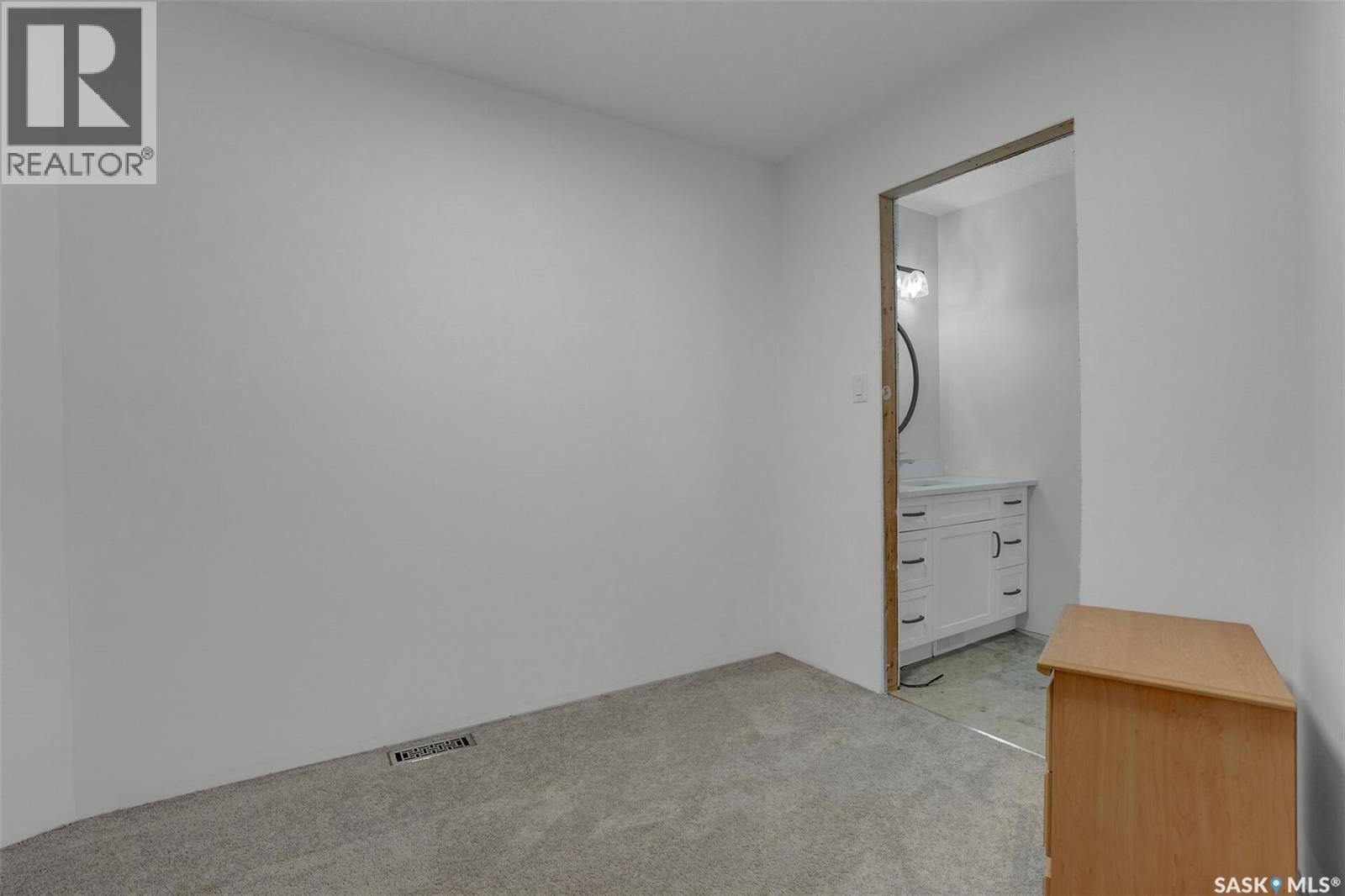 67 Cowburn Crescent, Regina, Saskatchewan  S4S 5R8 - Photo 36 - SK039895