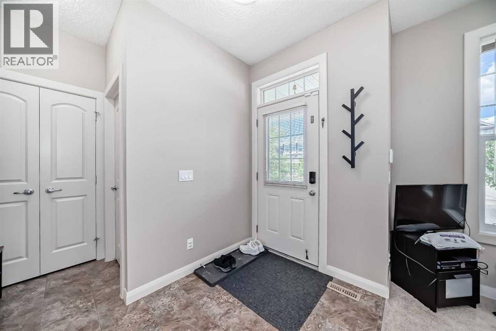 176 Evanspark Gardens, Calgary, Alberta  T3P 0G7 - Photo 3 - A2321383