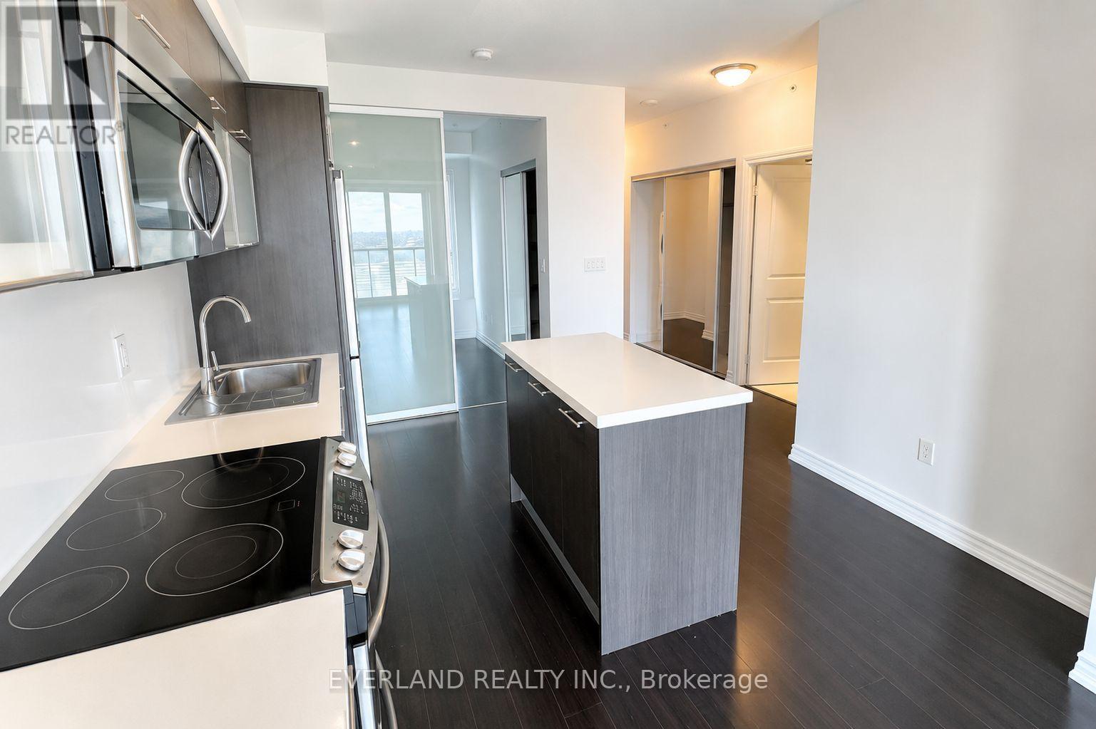 4204 - 386 Yonge Street, Toronto, Ontario  M5B 0A5 - Photo 2 - C13462072