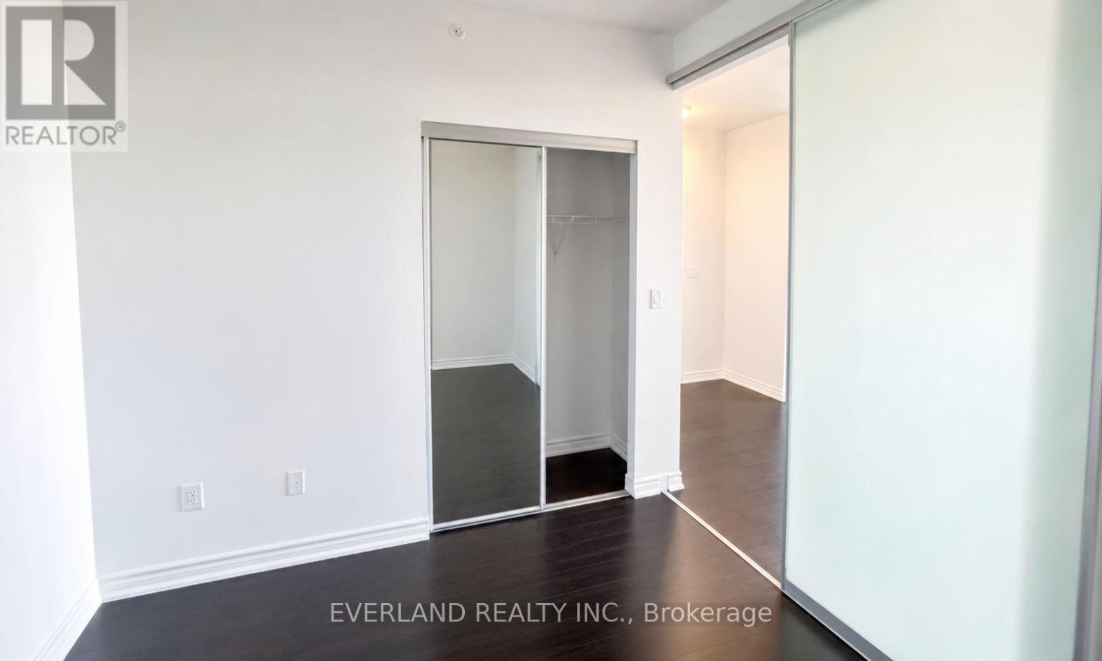 4204 - 386 Yonge Street, Toronto, Ontario  M5B 0A5 - Photo 3 - C13462072