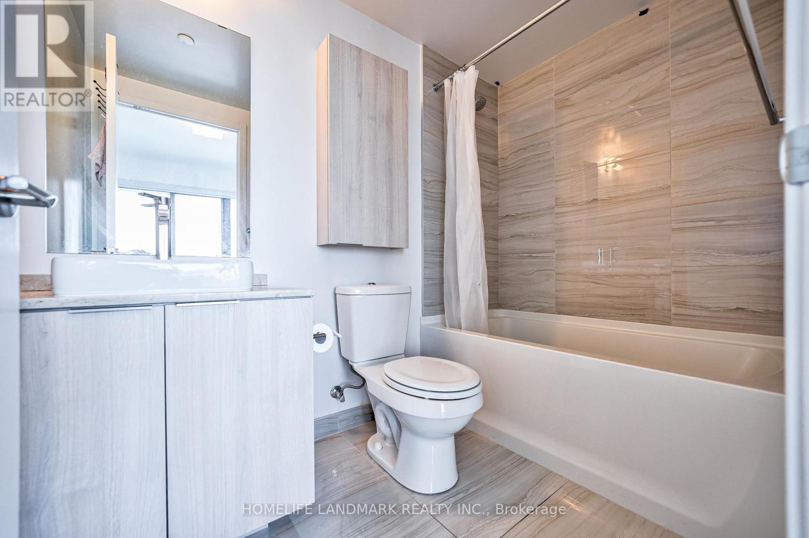 2502 - 11 Wellesley Street W, Toronto, Ontario  M4Y 1E8 - Photo 12 - C13462200