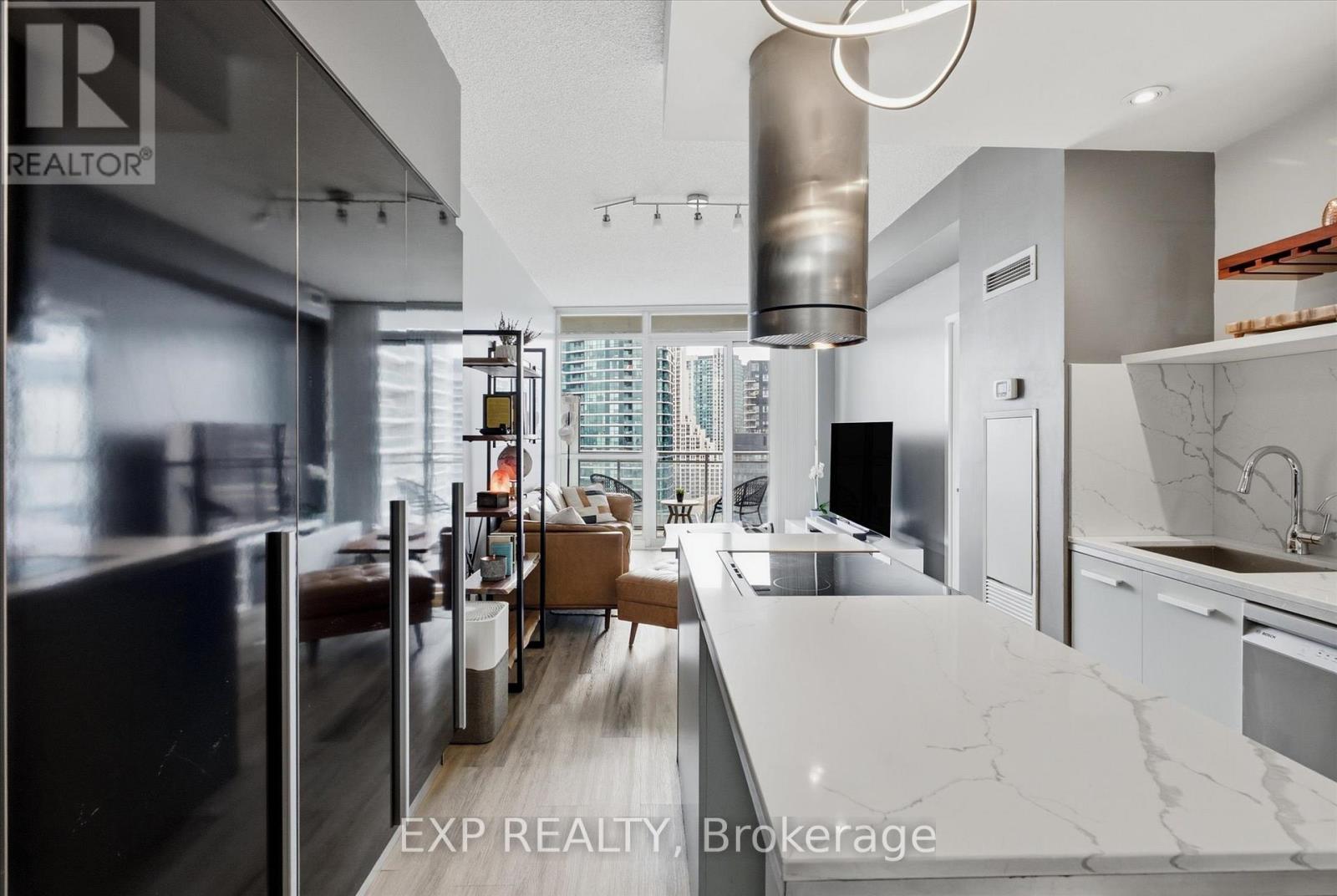 2103 - 38 Dan Leckie Way, Toronto, Ontario  M5V 2V6 - Photo 10 - C13462208