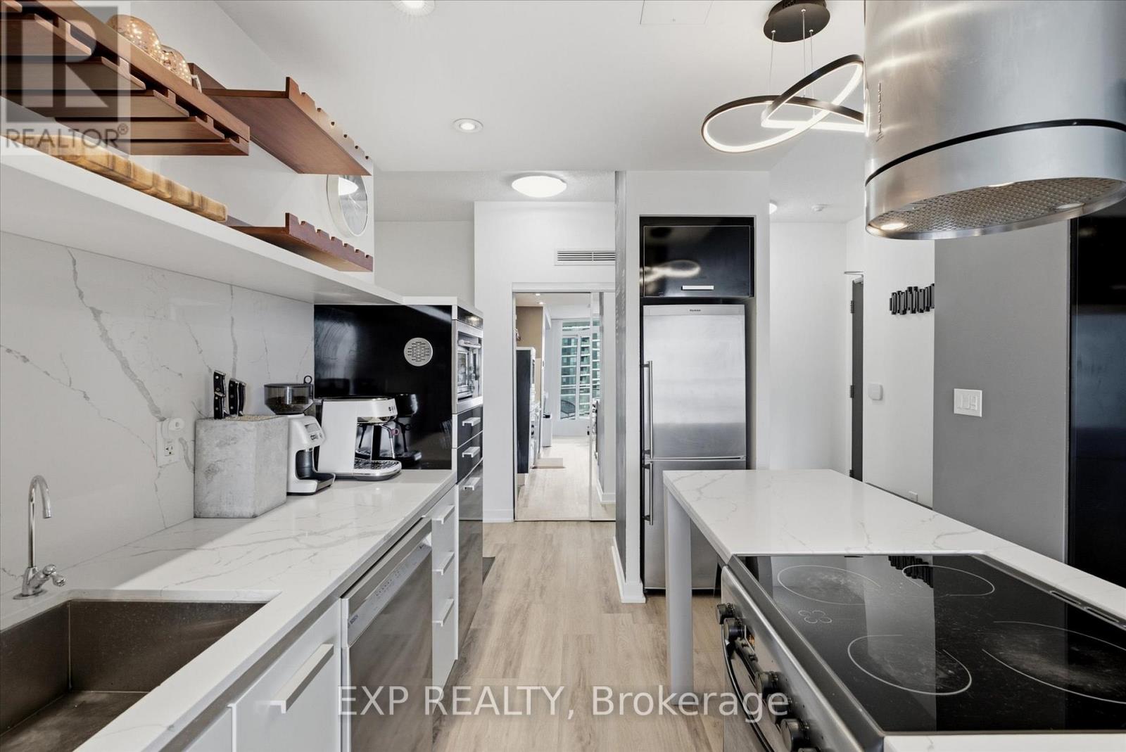 2103 - 38 Dan Leckie Way, Toronto, Ontario  M5V 2V6 - Photo 12 - C13462208