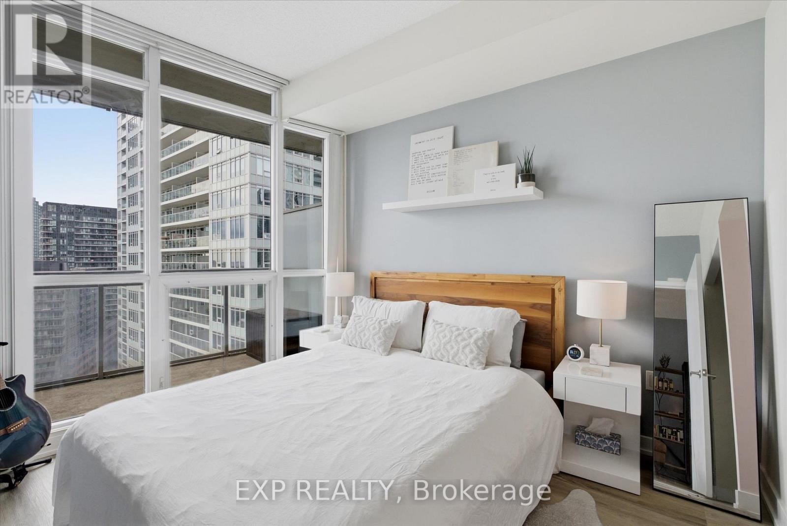 2103 - 38 Dan Leckie Way, Toronto, Ontario  M5V 2V6 - Photo 15 - C13462208