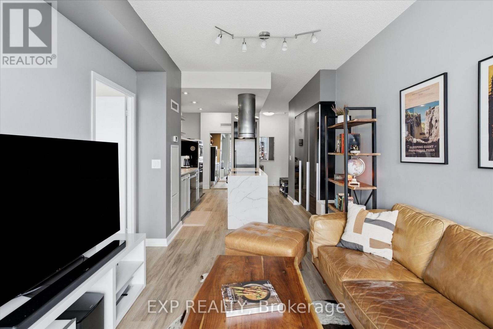 2103 - 38 Dan Leckie Way, Toronto, Ontario  M5V 2V6 - Photo 2 - C13462208