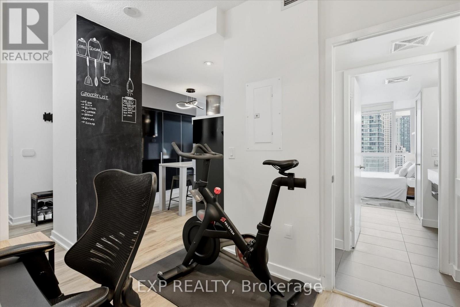 2103 - 38 Dan Leckie Way, Toronto, Ontario  M5V 2V6 - Photo 22 - C13462208
