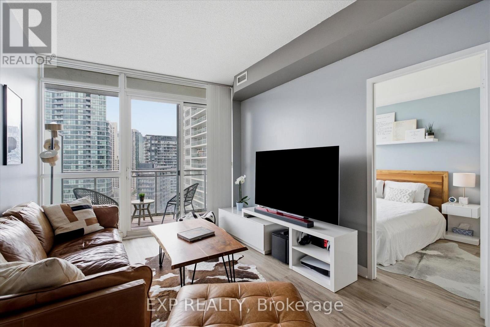 2103 - 38 Dan Leckie Way, Toronto, Ontario  M5V 2V6 - Photo 6 - C13462208