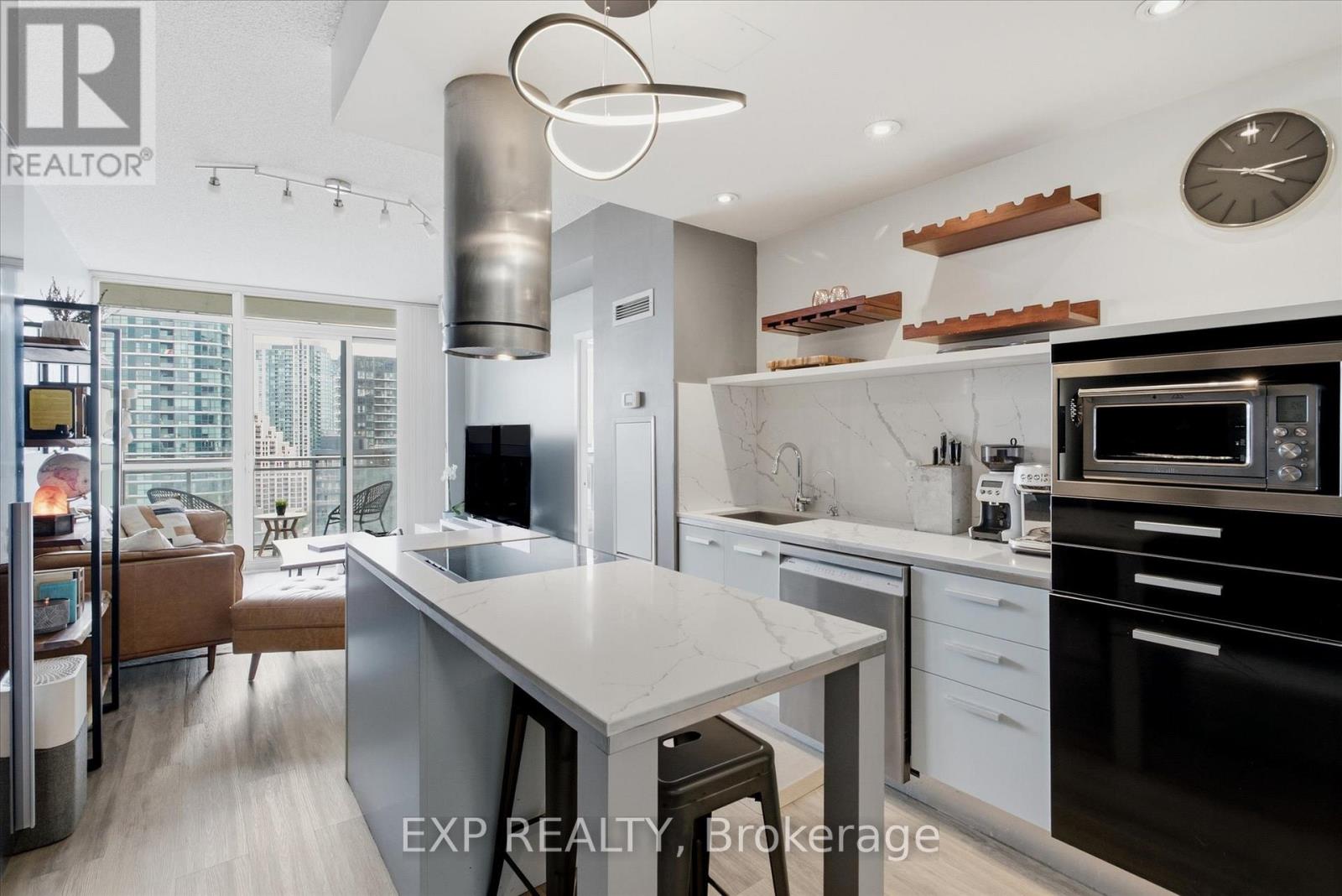2103 - 38 Dan Leckie Way, Toronto, Ontario  M5V 2V6 - Photo 9 - C13462208