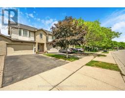 117 FRANCES AVENUE, Hamilton, Ontario