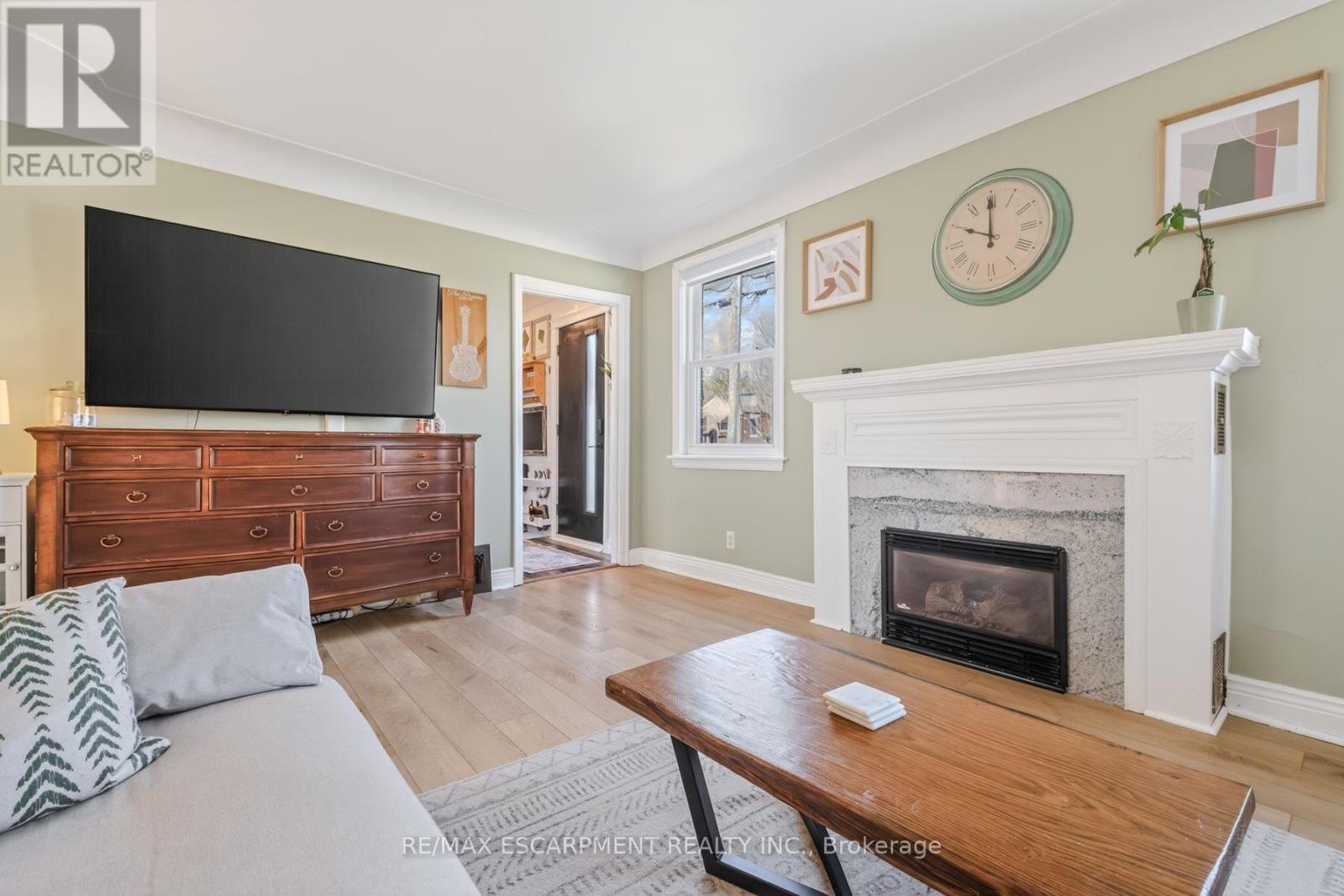 43 Woodbridge Road, Hamilton, Ontario  L8K 3C8 - Photo 9 - X12990636