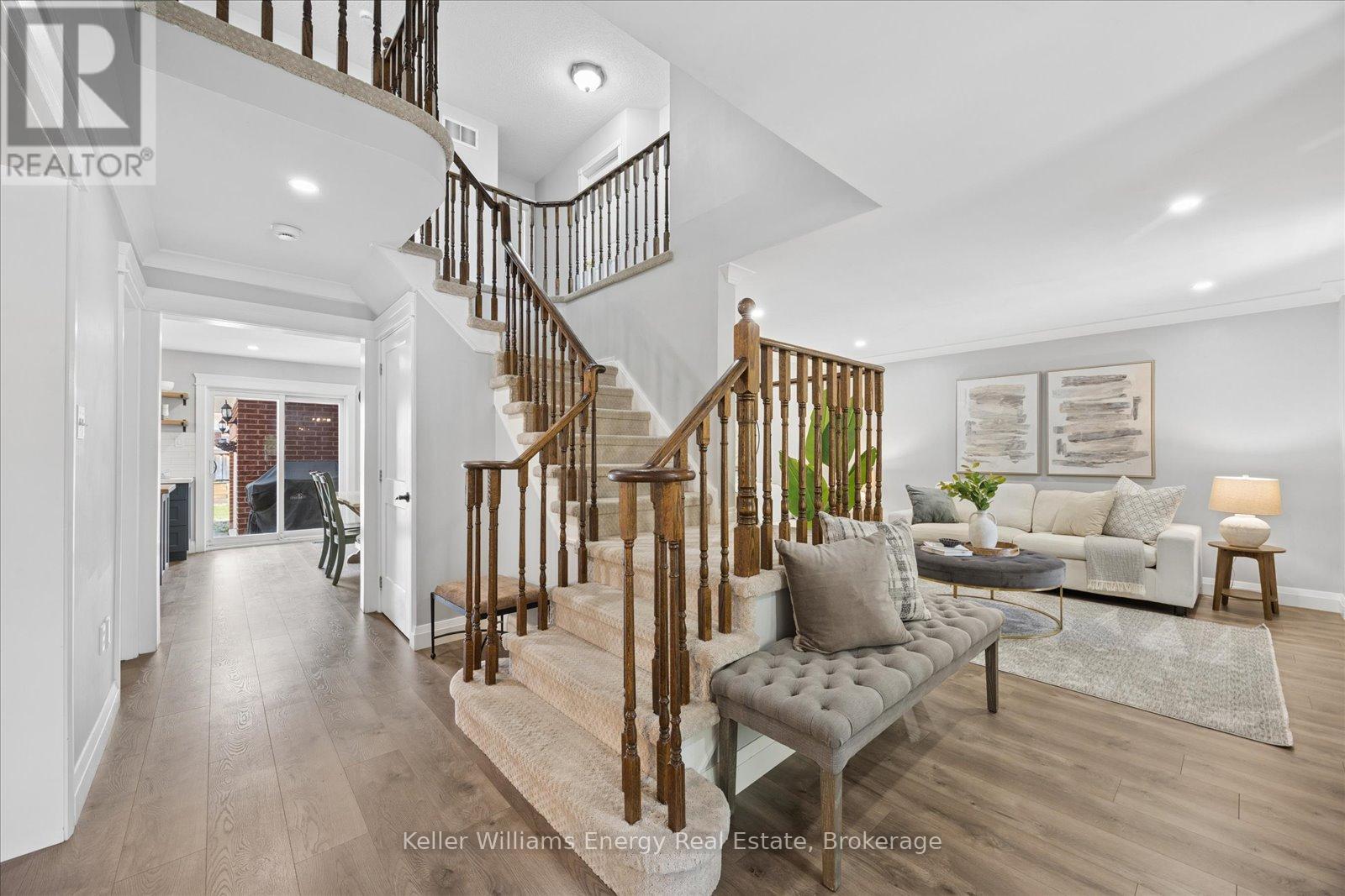 63 Mcbeth Place, Whitby, Ontario  L1M 1E7 - Photo 7 - E13462282