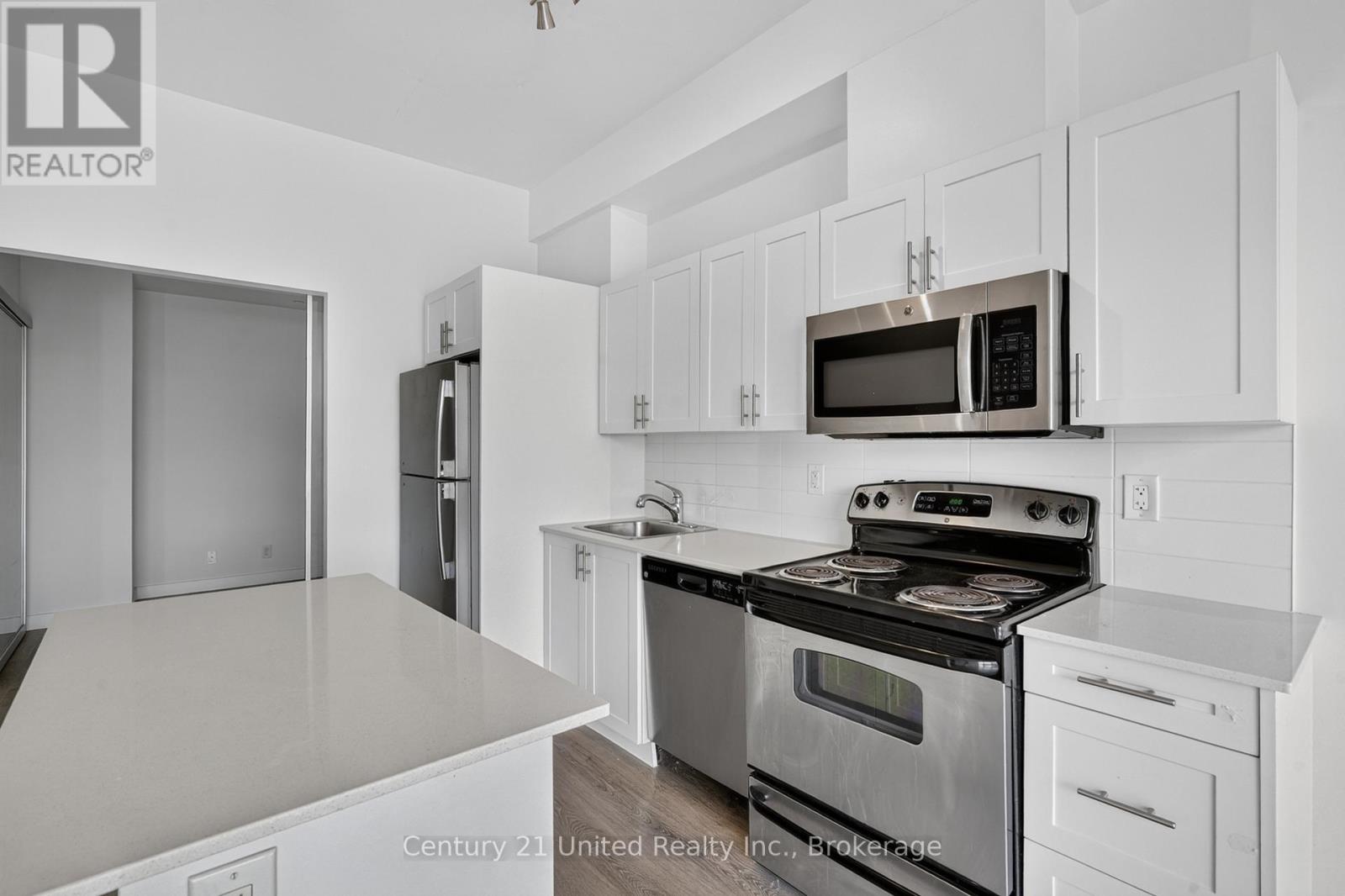 422 - 100 Bond Street E, Oshawa, Ontario  L1G 0B7 - Photo 3 - E13462524