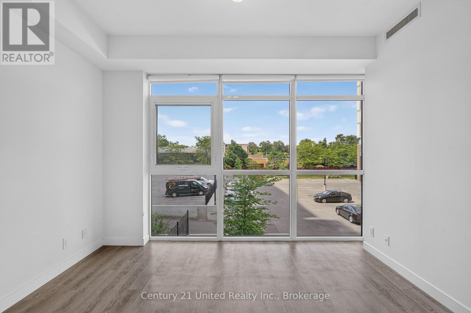 422 - 100 Bond Street E, Oshawa, Ontario  L1G 0B7 - Photo 6 - E13462524