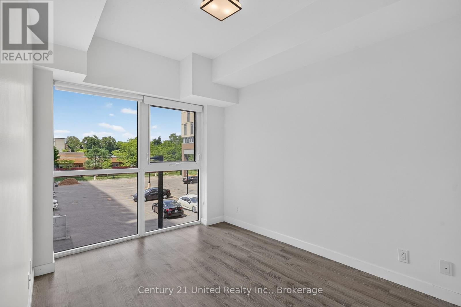 422 - 100 Bond Street E, Oshawa, Ontario  L1G 0B7 - Photo 7 - E13462524