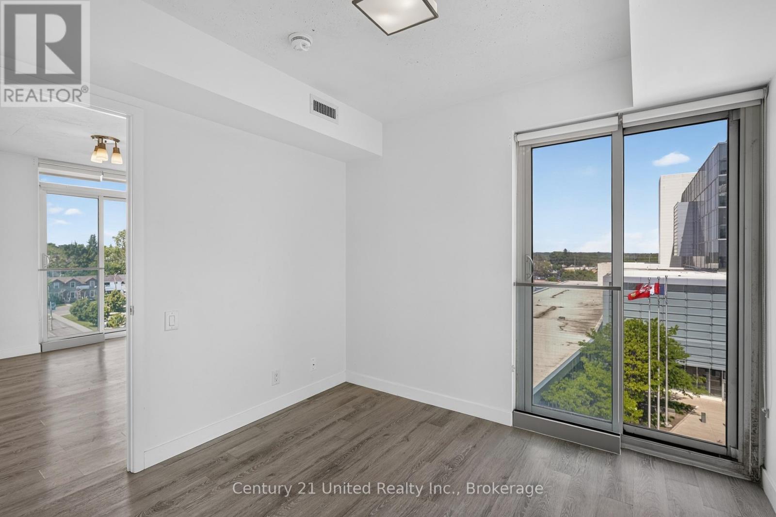 606 - 100 Bond Street E, Oshawa, Ontario  L1G 0B7 - Photo 11 - E13462596
