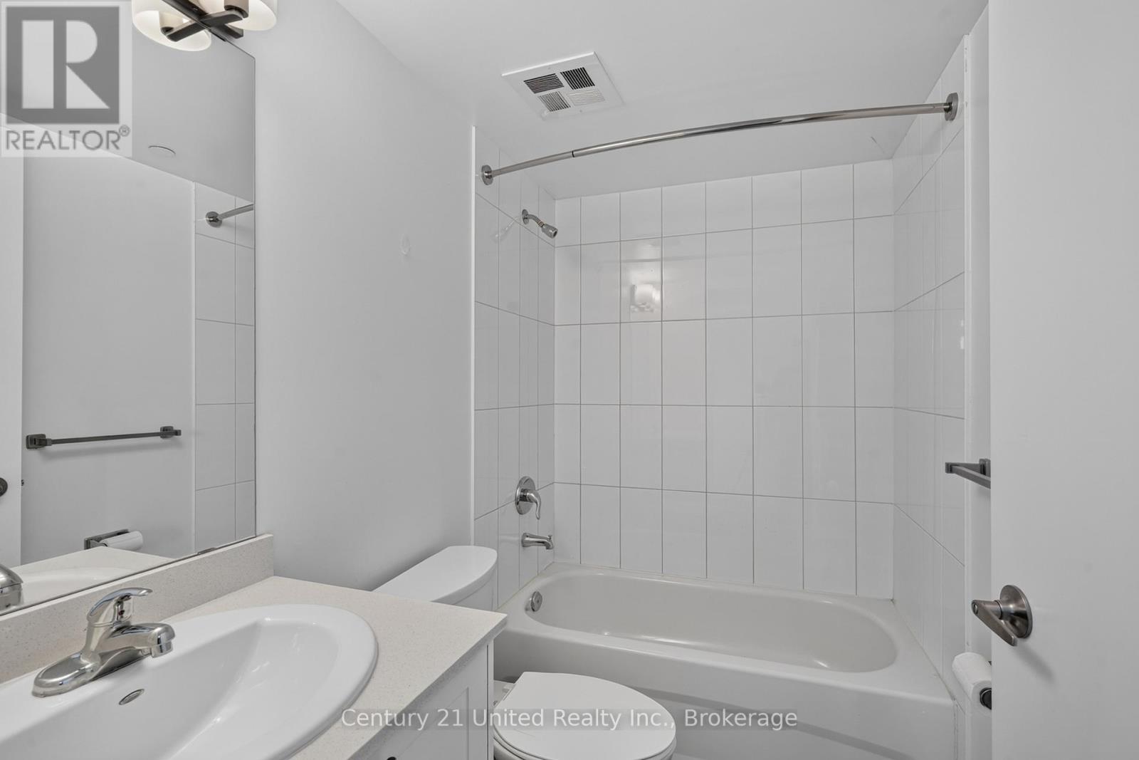 606 - 100 Bond Street E, Oshawa, Ontario  L1G 0B7 - Photo 15 - E13462596