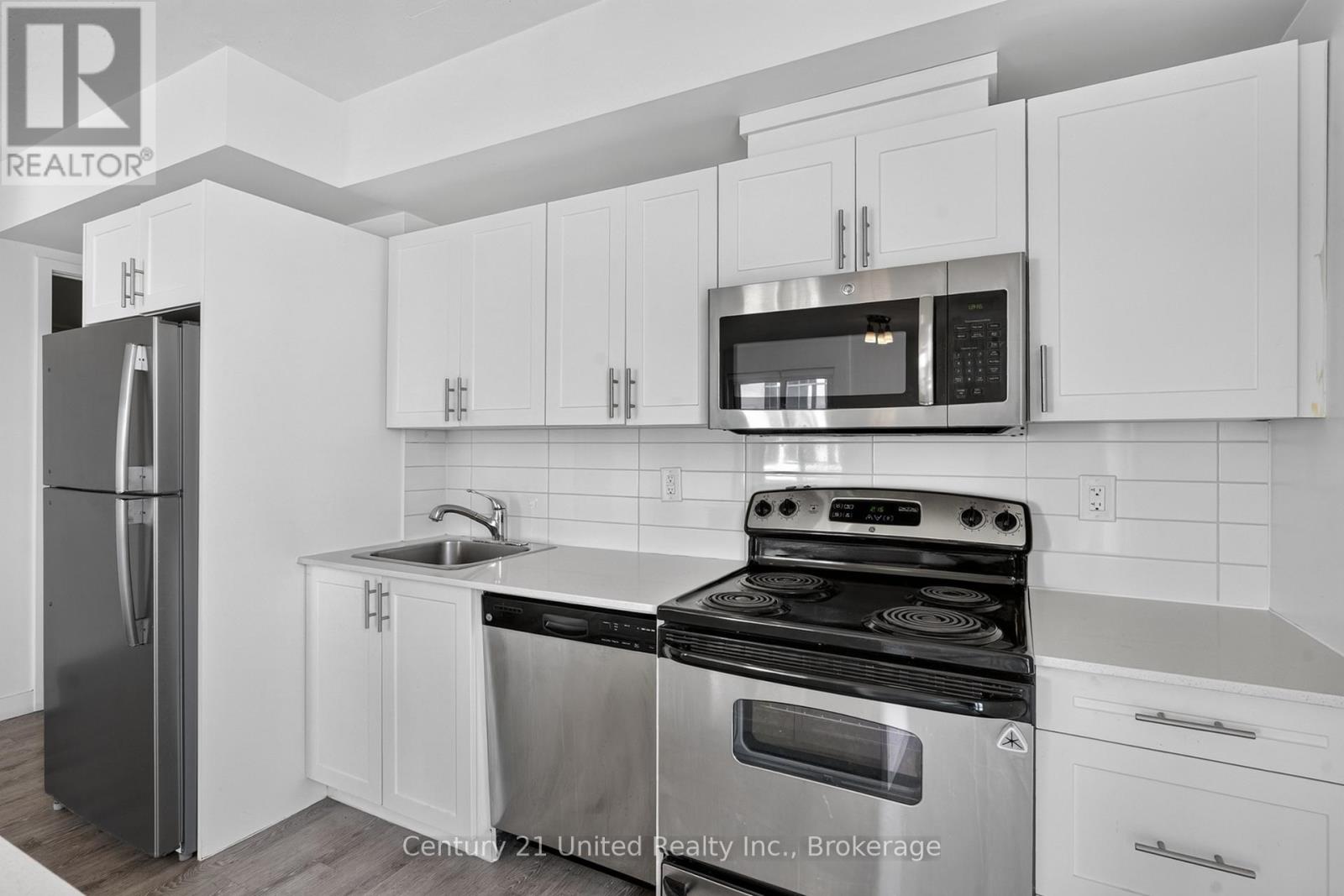 606 - 100 Bond Street E, Oshawa, Ontario  L1G 0B7 - Photo 6 - E13462596