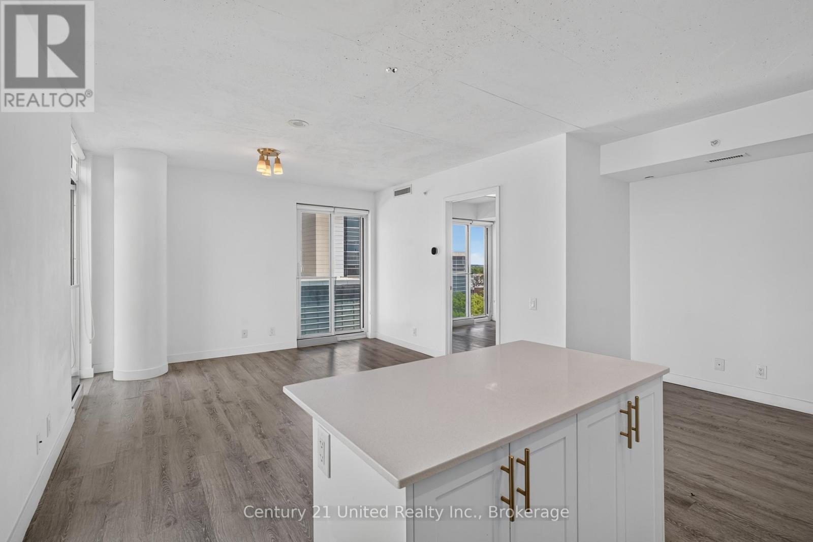606 - 100 Bond Street E, Oshawa, Ontario  L1G 0B7 - Photo 7 - E13462596