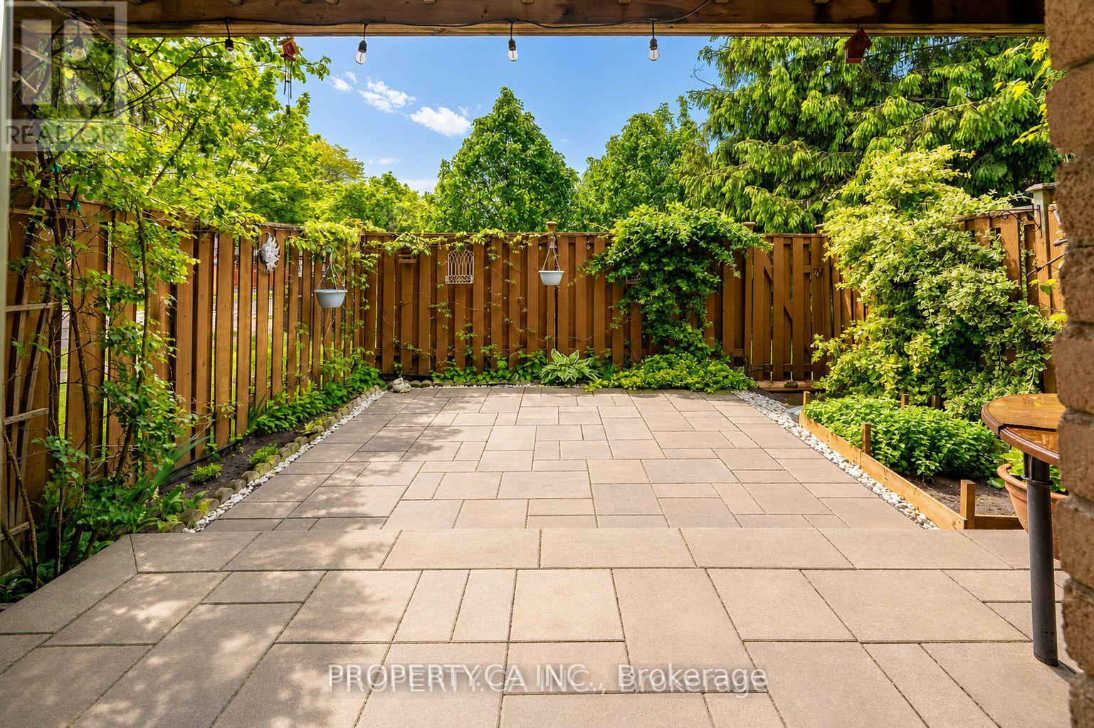 1 - 209 Castle Rock Drive, Richmond Hill, Ontario  L4C 5M2 - Photo 24 - N13462074