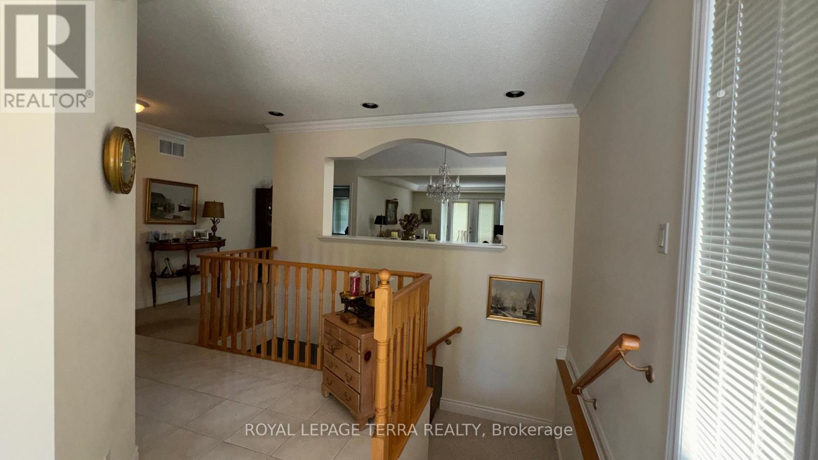 13 Montebello Terrace, New Tecumseth, Ontario  L9R 2H4 - Photo 5 - N13462126