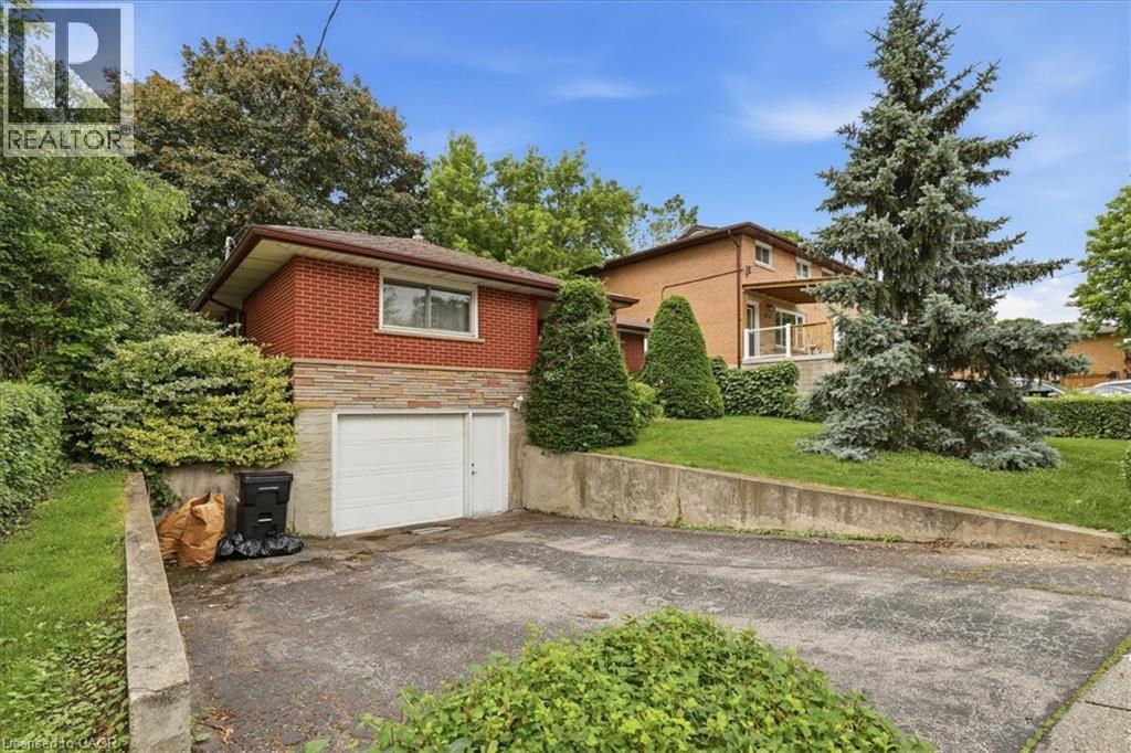 118 Wilfred Avenue, Kitchener, Ontario  N2A 1X1 - Photo 2 - 40840301