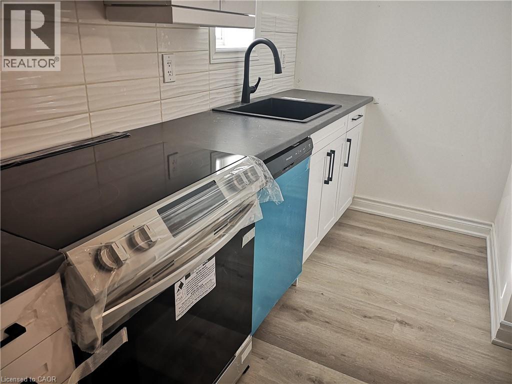 388 Barton Street Unit# 1, Hamilton, Ontario  L8L 2Y3 - Photo 7 - 40839980
