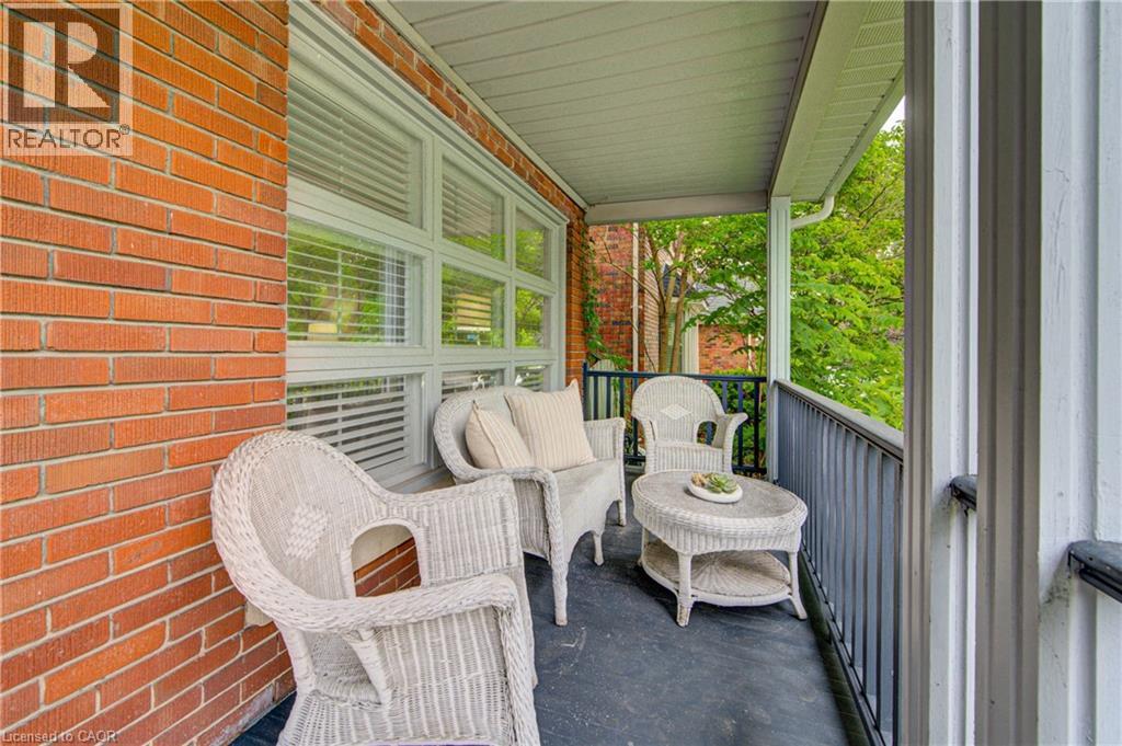 186 Union Boulevard, Kitchener, Ontario  N2M 2S4 - Photo 2 - 40839244
