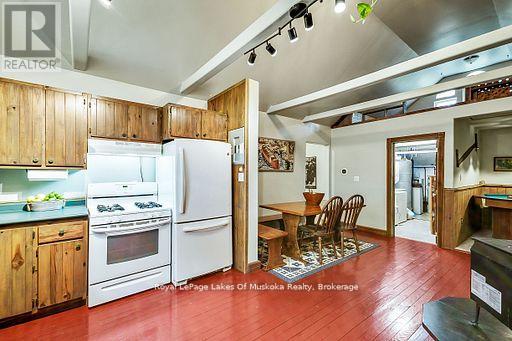 1005 Kirby's Beach Road, Bracebridge, Ontario  P1L 1X2 - Photo 15 - X13462502