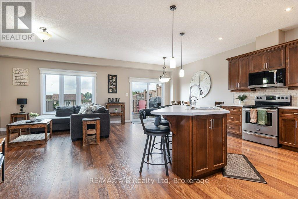 44 Brown Street, Stratford, Ontario  N5A 0B8 - Photo 10 - X13462562