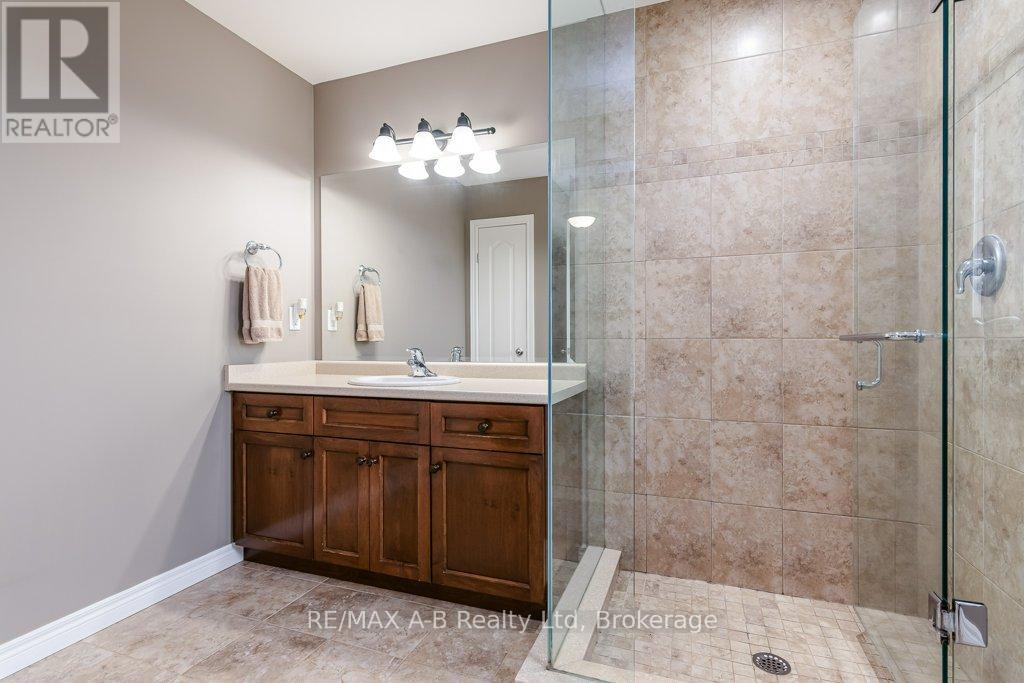 44 Brown Street, Stratford, Ontario  N5A 0B8 - Photo 30 - X13462562