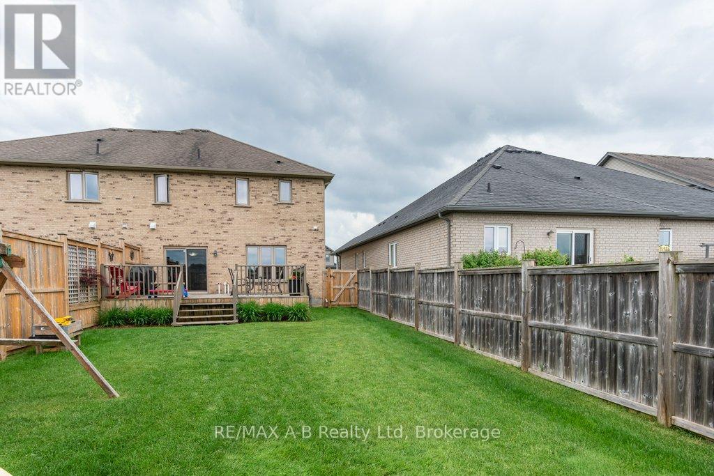 44 Brown Street, Stratford, Ontario  N5A 0B8 - Photo 39 - X13462562
