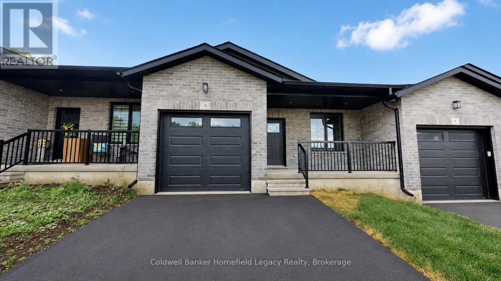 9 - 165 Egan Avenue, St. Marys, Ontario  N4X 0C9 - Photo 2 - X13462568