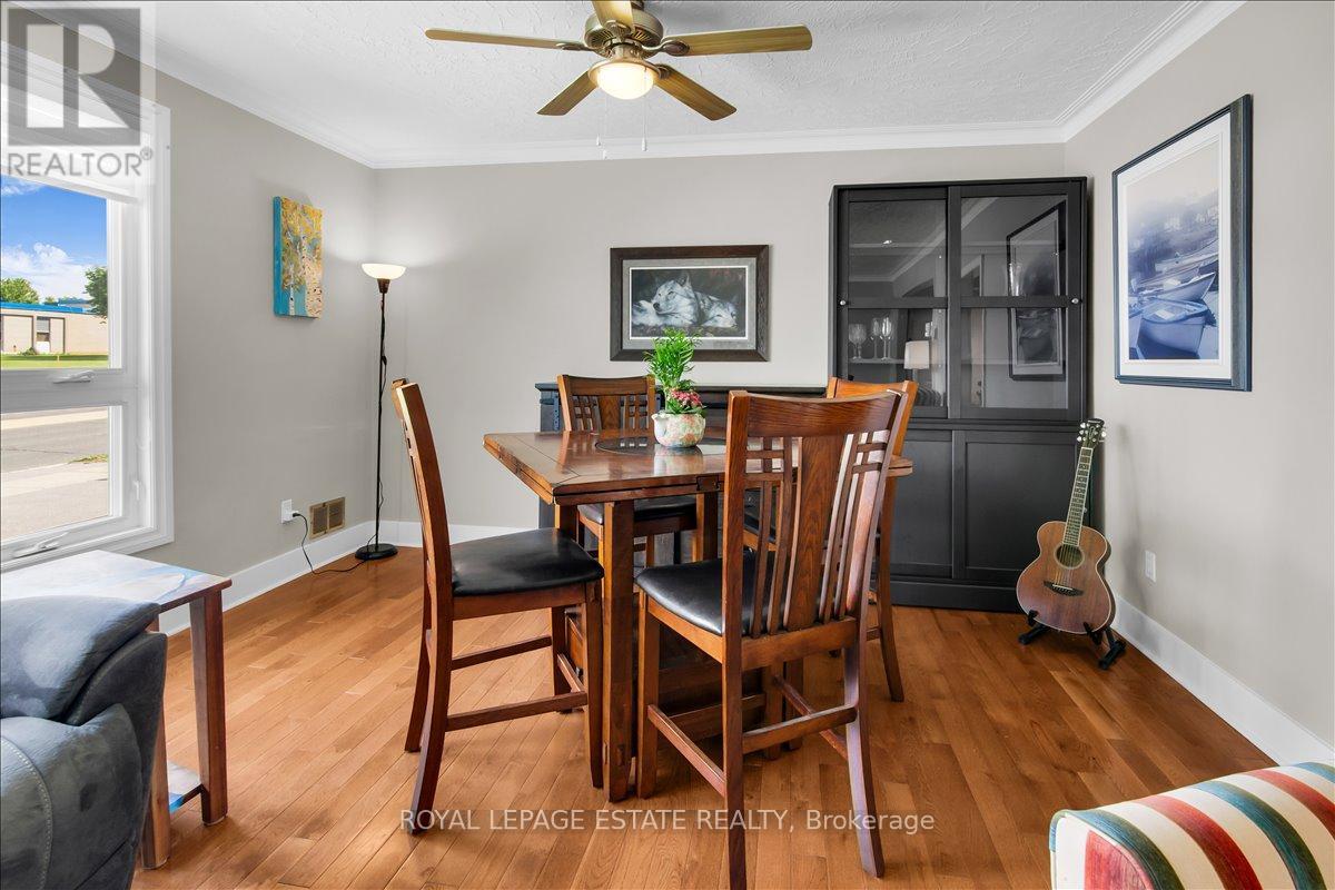 4037 Bloor Street W, Toronto, Ontario  M9B 1M4 - Photo 13 - W13462056