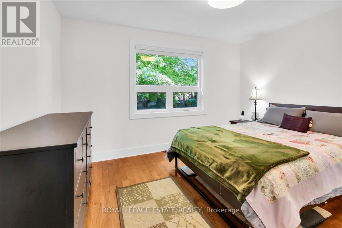 4037 Bloor Street W, Toronto, Ontario  M9B 1M4 - Photo 19 - W13462056