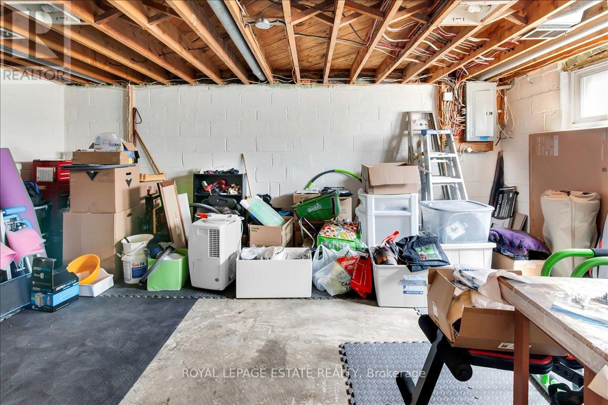 4037 Bloor Street W, Toronto, Ontario  M9B 1M4 - Photo 35 - W13462056