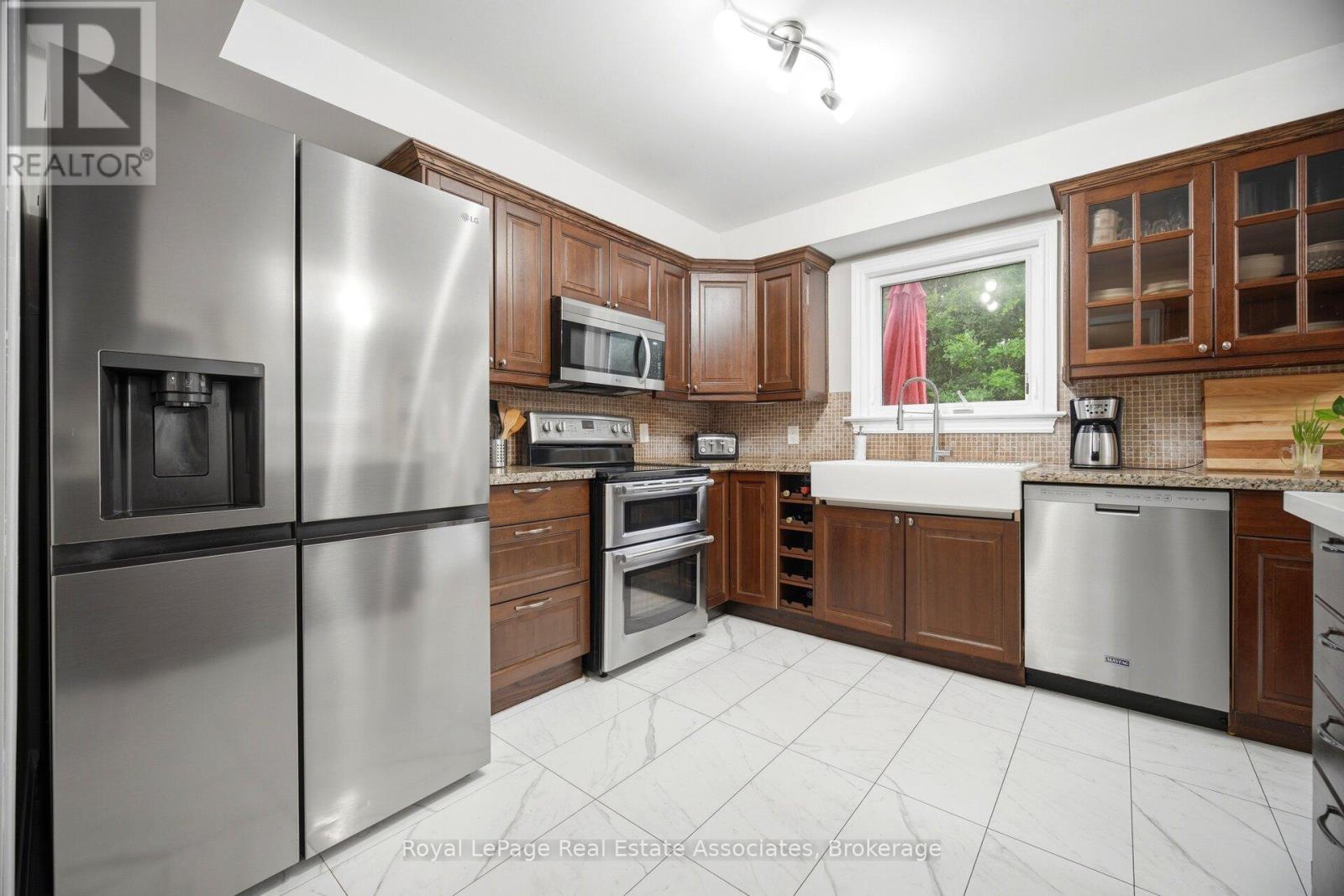 6343 Alderwood Trail, Mississauga, Ontario  L5N 6X1 - Photo 12 - W13462076