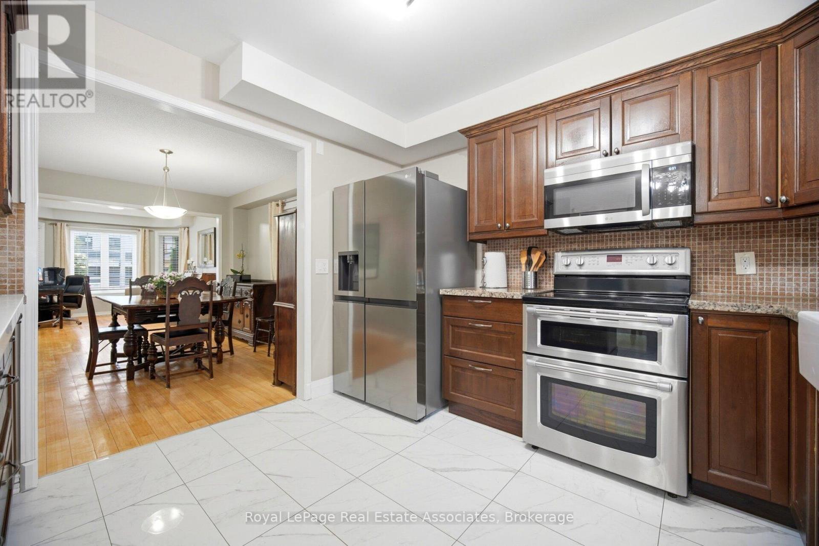 6343 Alderwood Trail, Mississauga, Ontario  L5N 6X1 - Photo 14 - W13462076