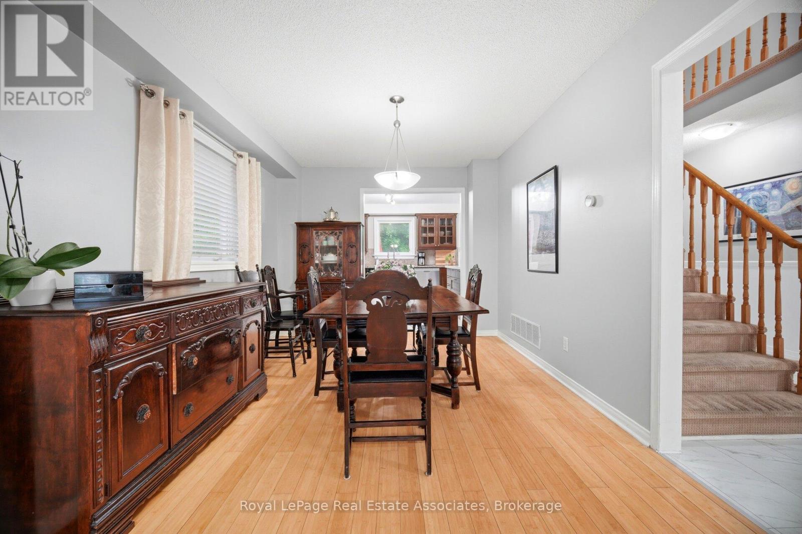 6343 Alderwood Trail, Mississauga, Ontario  L5N 6X1 - Photo 15 - W13462076