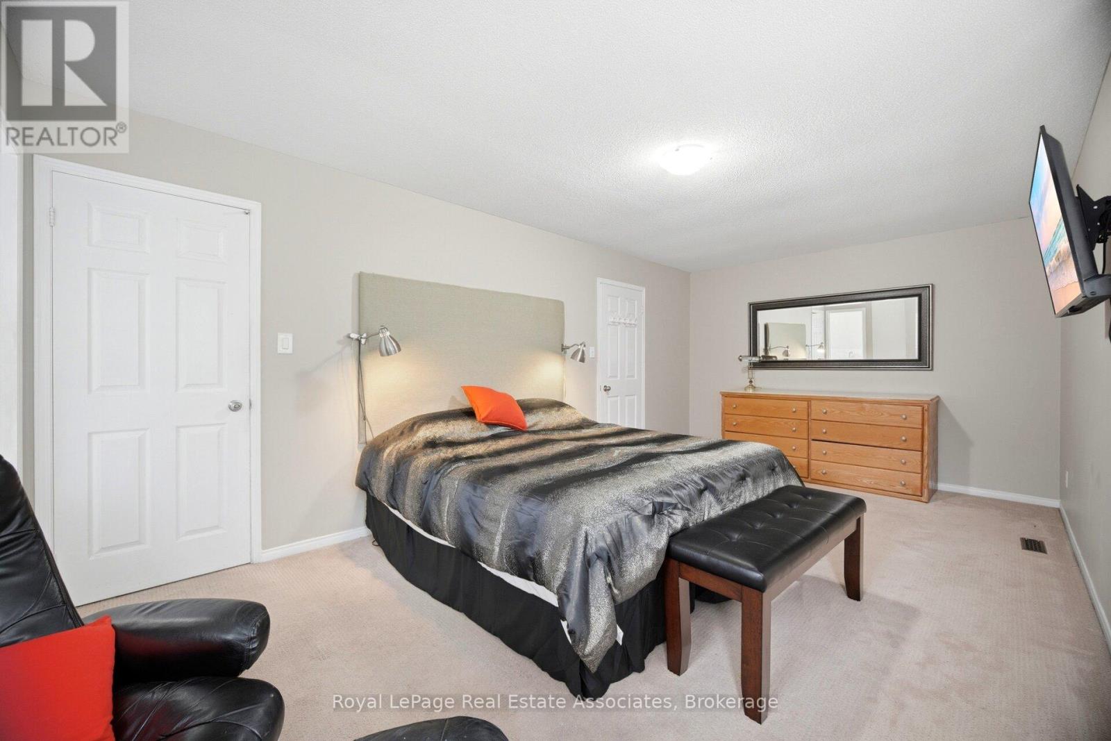 6343 Alderwood Trail, Mississauga, Ontario  L5N 6X1 - Photo 21 - W13462076