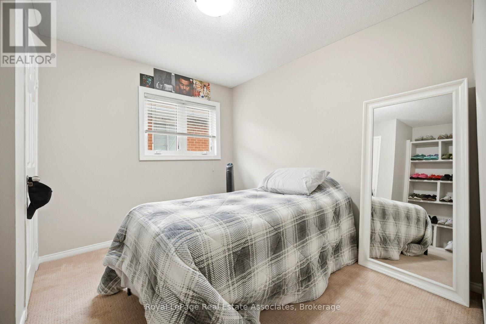 6343 Alderwood Trail, Mississauga, Ontario  L5N 6X1 - Photo 28 - W13462076