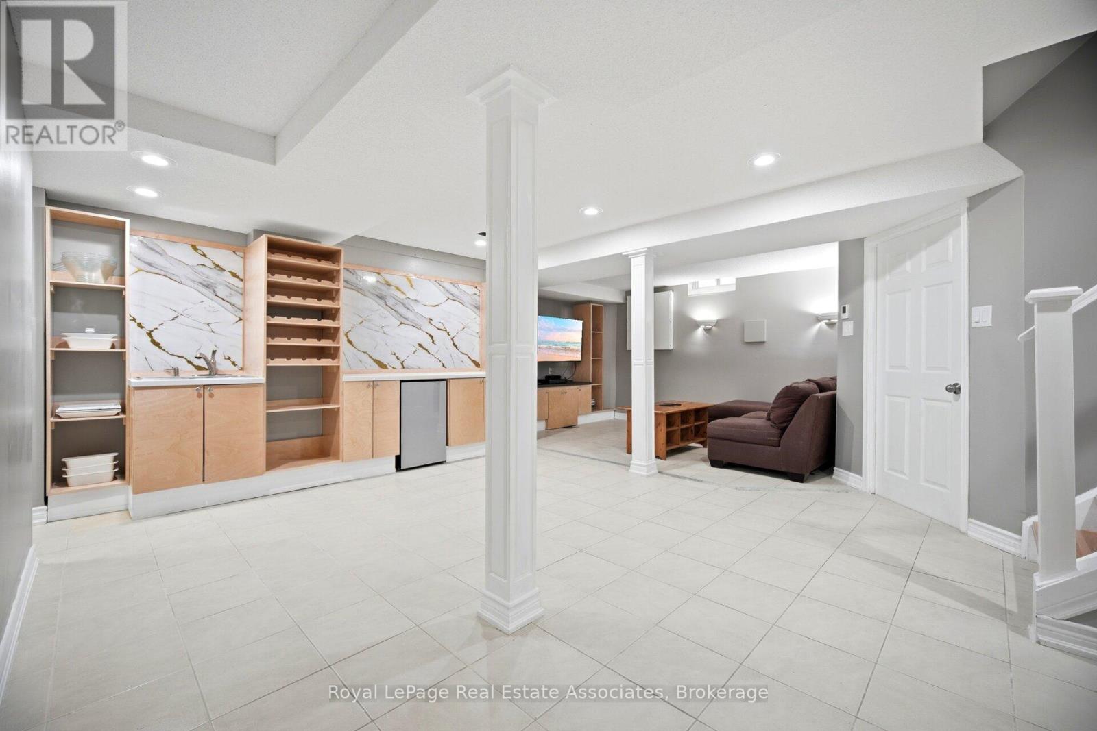 6343 Alderwood Trail, Mississauga, Ontario  L5N 6X1 - Photo 30 - W13462076