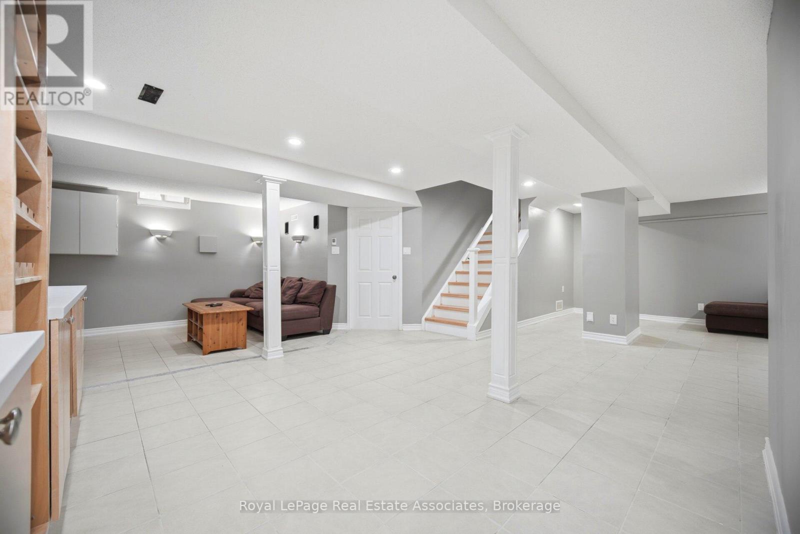 6343 Alderwood Trail, Mississauga, Ontario  L5N 6X1 - Photo 32 - W13462076