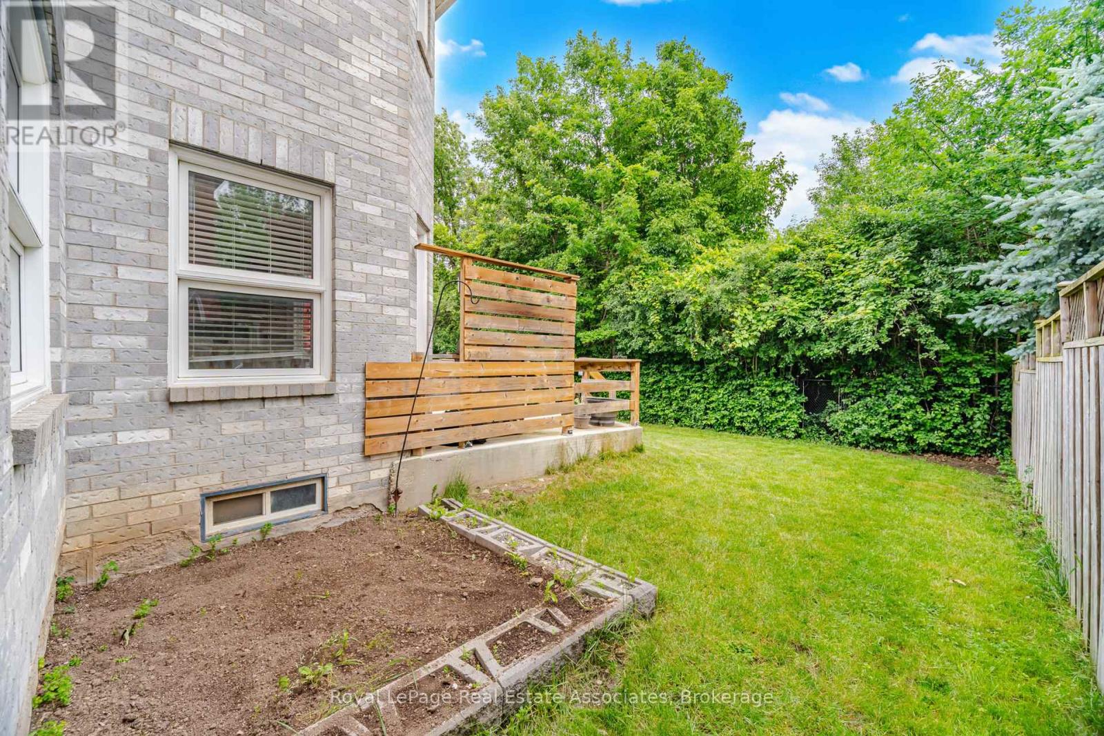 6343 Alderwood Trail, Mississauga, Ontario  L5N 6X1 - Photo 40 - W13462076