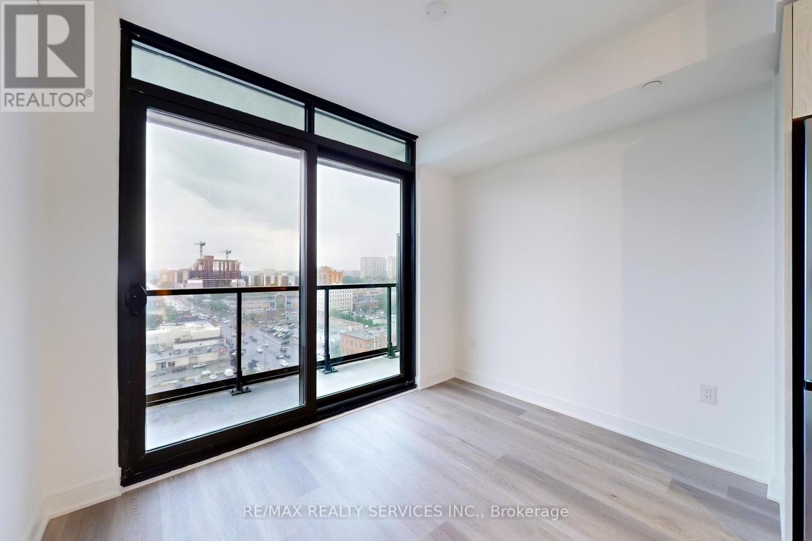 1320 - 86 Dundas Street E, Mississauga, Ontario  L5A 0B1 - Photo 13 - W13462132