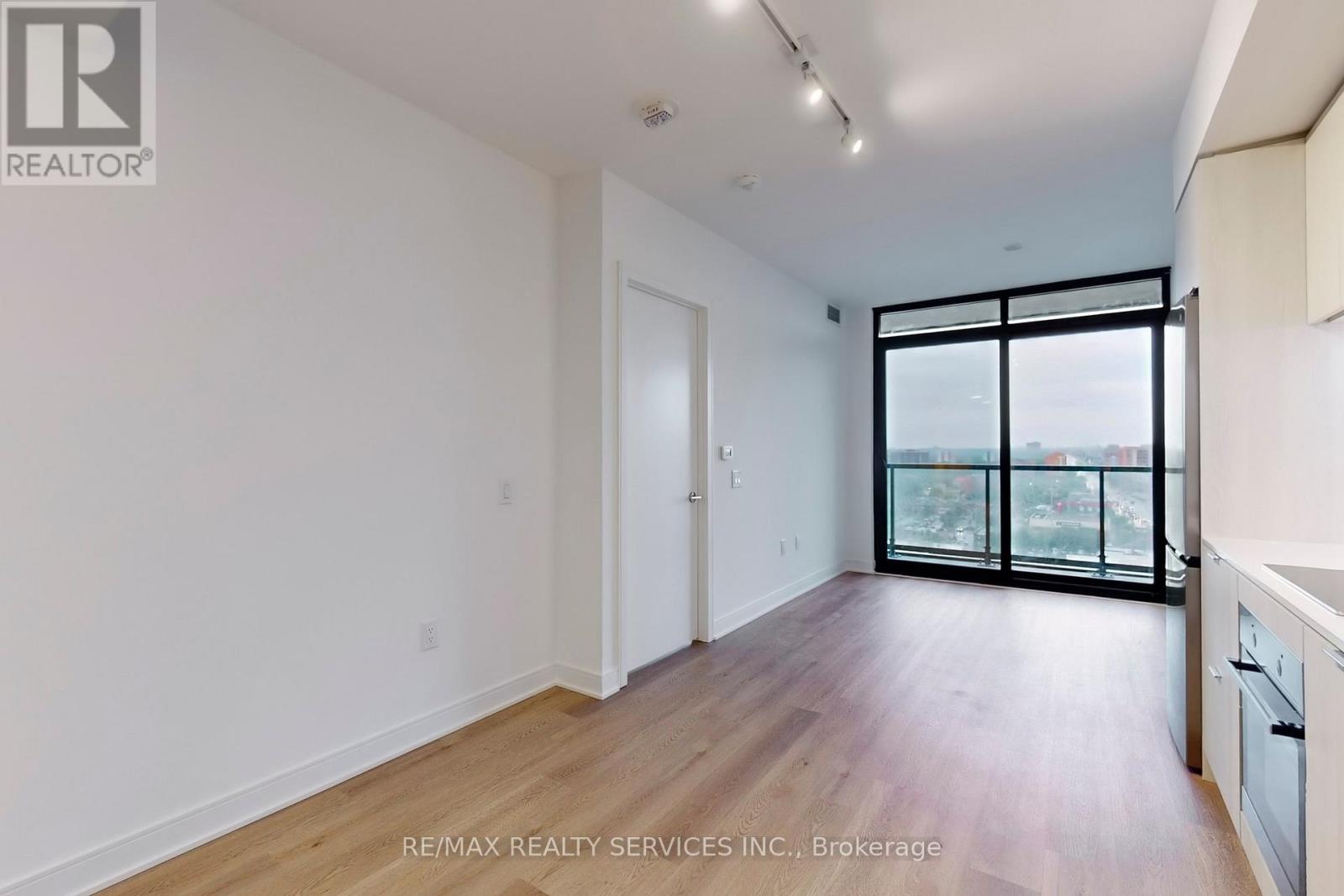 1320 - 86 Dundas Street E, Mississauga, Ontario  L5A 0B1 - Photo 4 - W13462132