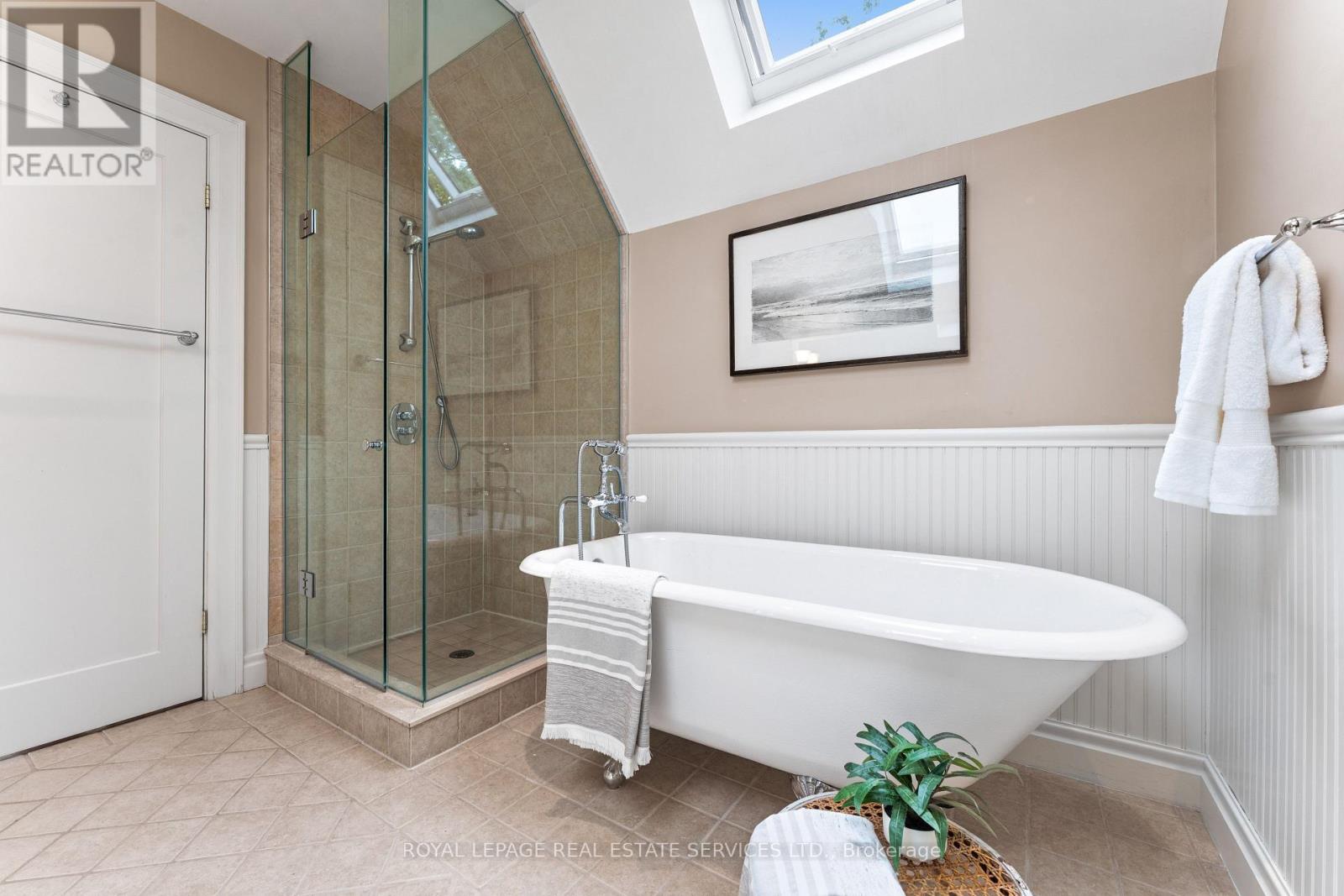50 Brentwood Road S, Toronto, Ontario  M8Z 3N2 - Photo 24 - W13462136