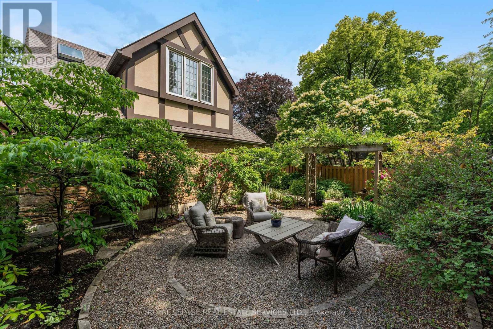 50 Brentwood Road S, Toronto, Ontario  M8Z 3N2 - Photo 38 - W13462136